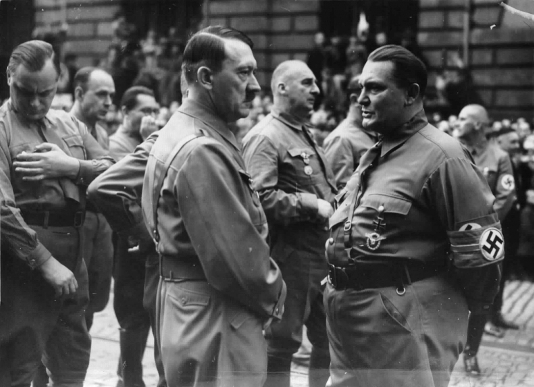 Adolf Hitler and Hermann Göring in front of the Bürgerbräukeller